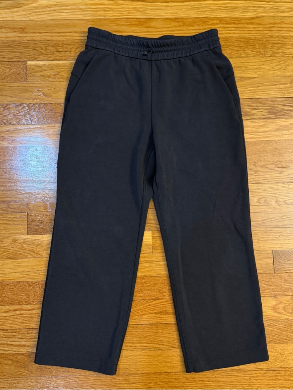 Lululemon Softstreme High-Rise Straight Leg Crop Black - Size 6